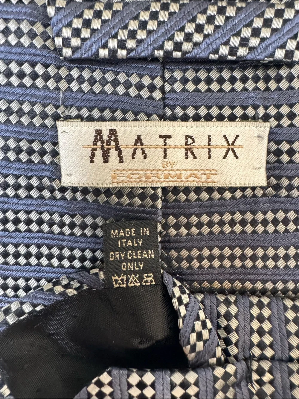 Matix Men’s Necktie Navy and Gray Geometric Jacquard Silk Tie